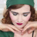 Tutorial zum authentischen Flapper-Make-up-Look der 1920er