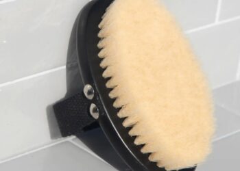 Körperpflegeroutine im Winter — Estée Lalonde