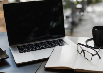 8 Instruments, die jeder On-line-Geschäftsinhaber braucht