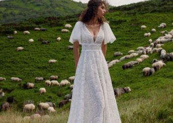 Boho-Brautkleider für böhmische Herbststile