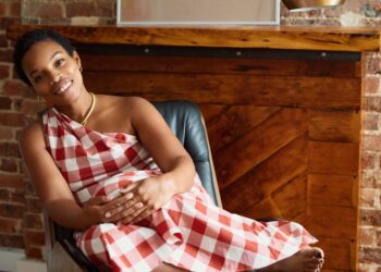 LaTonya Yvettes Haus in Brooklyn fühlt sich an wie ein weicher Ort zum Landen