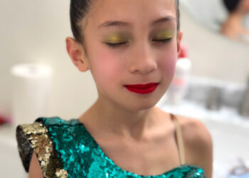 Grünes und goldenes Tanz-Efficiency-Make-up!