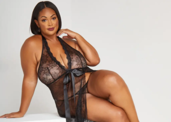 10 Nachthemd für eine Plus-Größe für eine brutzelnde Valentinstagnacht