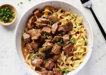 Rindfleisch Stroganoff – ein schönes Chaos