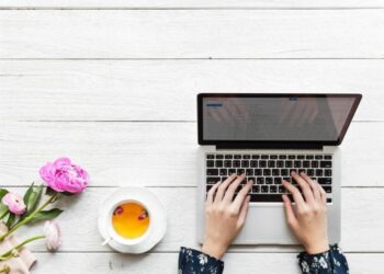 Melden Sie sich bei Survey Junkie an, um Bargeld- oder Geschenkenkarten für die Durchführung von Umfragen zu verdienen!