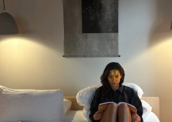 Sich mit Alyssa Lynch umgeben