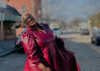 Plus Dimension Mode Influencer Highlight: Rah Gibbs