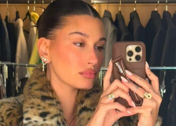 Hailey Bieber trug gerade die offizielle Uniform des Herbst 2025 in LA