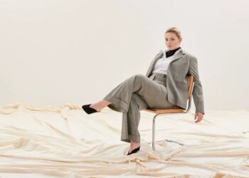 Die Geheimwaffe, die jede Frau für die Herbstmode braucht