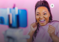 Wie kurvige Coach im Stil von TIKTOK verändern Plus -Dimension -Mode und Selbstvertrauen