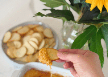 Recreation Day Eats: Publikum, die Fußballnahrungsmittel erfreuen