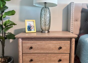 Luxuriöses Schlafzimmer sieht günstiger aus