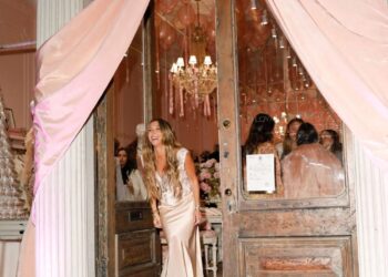 In der verträumten Welt von LoveShackFancy: Fragen und Antworten mit Gründerin Rebecca Cohen