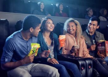AMC Theatres: ZWEI Kinokarten mit Popcorn für nur 16 $!