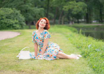 Der Glamour der 1950er Jahre und seine Auswirkungen auf moderne Designer