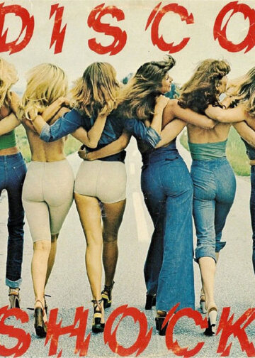 Classic Denim: Von Schlaghosen bis zu nackten Hüften