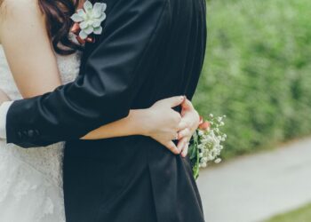 So planen Sie eine schöne, erschwingliche und stressfreie Hochzeit