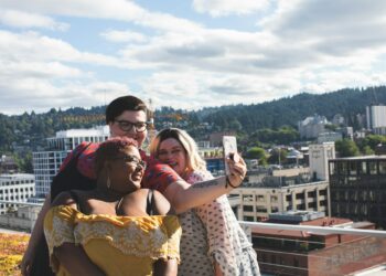Fünf Möglichkeiten, jemanden zu loben, ohne sich auf das Gewicht zu konzentrieren