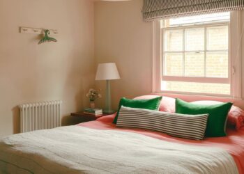 Vier lustige Dinge | Tasse Jo