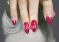 10 kreative Valentinstag-Nail-Artwork-Ideen, die Sie lieben werden