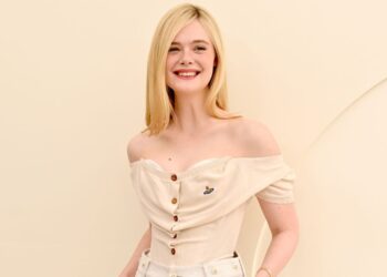 Elle Fanning hat mich überzeugt: Weiß ist der schickste Farbton, den man von Kopf bis Fuß tragen kann