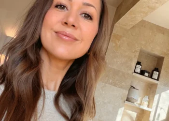 Laut einem Herausgeber die besten Anti-Growing old-Schönheitsbehandlungen