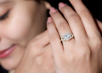 Die anhaltende Anziehungskraft von Artwork-Deco-Schmuck