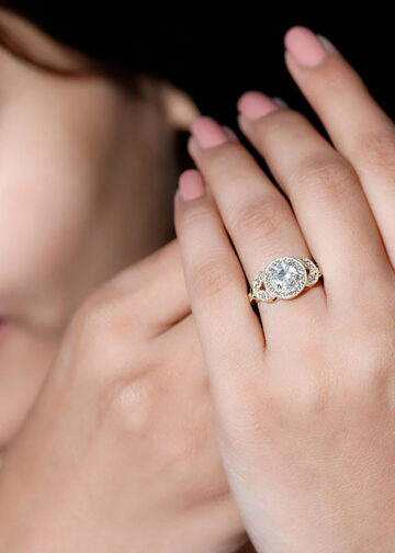 Die anhaltende Anziehungskraft von Artwork-Deco-Schmuck