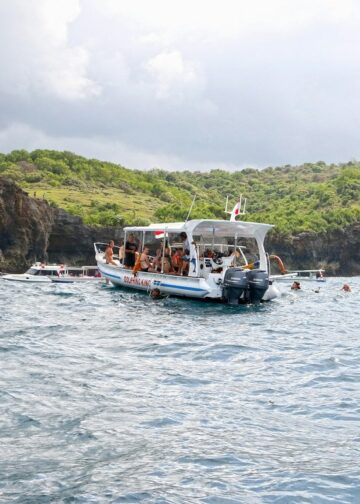 Schnellboot oder privater Constitution: So wählen Sie Ihre Überfahrt nach Nusa Penida