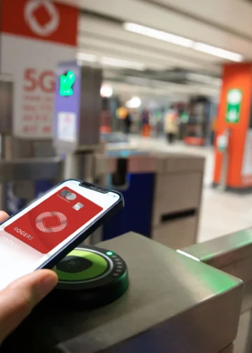 Rogers Pink Credit cards führt jährliche Ausgabenobergrenzen für beschleunigte Verdienstraten ein