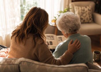 Was Familien wissen sollten, bevor sie sich für eine Gedächtnispflege entscheiden