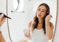 Beste Augenbrauenformen und Wimpernpflegetipps von einem Experten