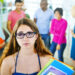 10 Kleidungsstile, die in Schulen verboten sind