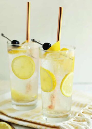 Tom Collins – A Stunning Mess
